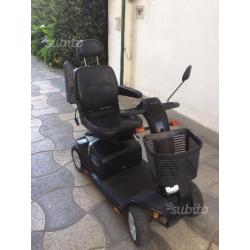 Scooter elettrico per anziani o disabili MAXIREALE
