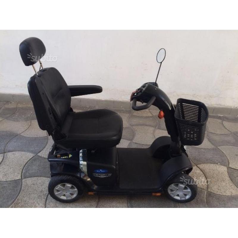 Scooter elettrico per anziani o disabili MAXIREALE