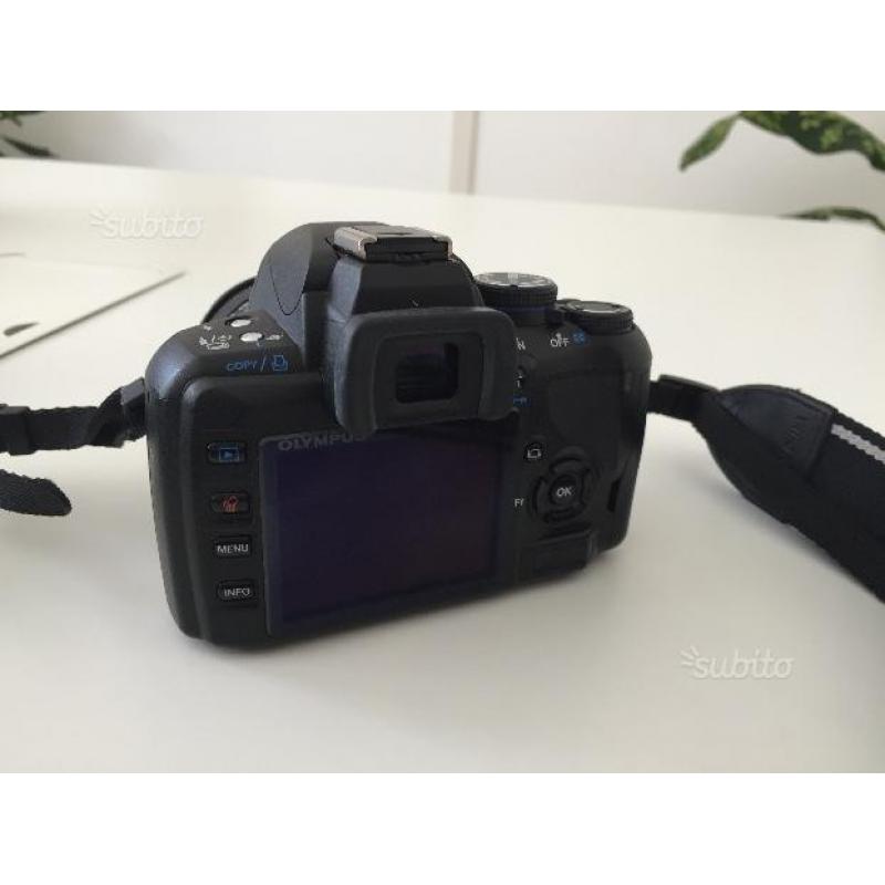 Olympus E-420 Fotocamera Reflex, 2 obiettivi