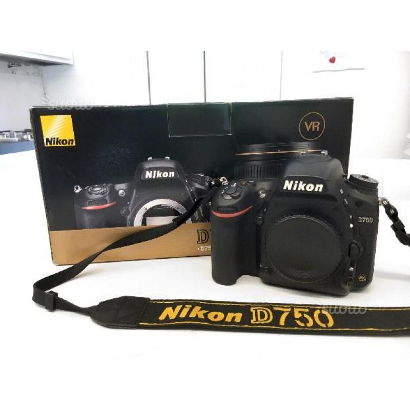 Nikon D750 Solo Corpo