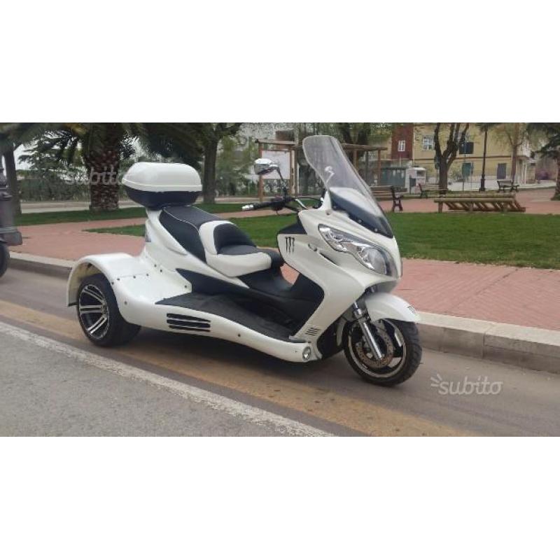 Scooter trike