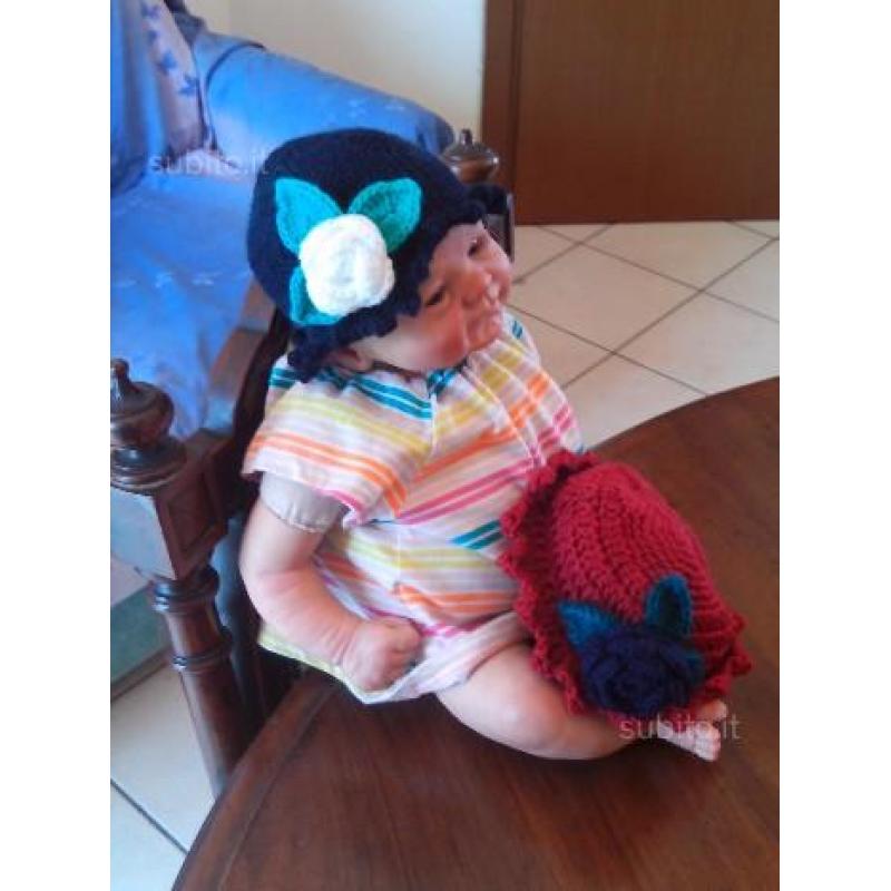 Cappello in lana per neonata o bambole reborn
