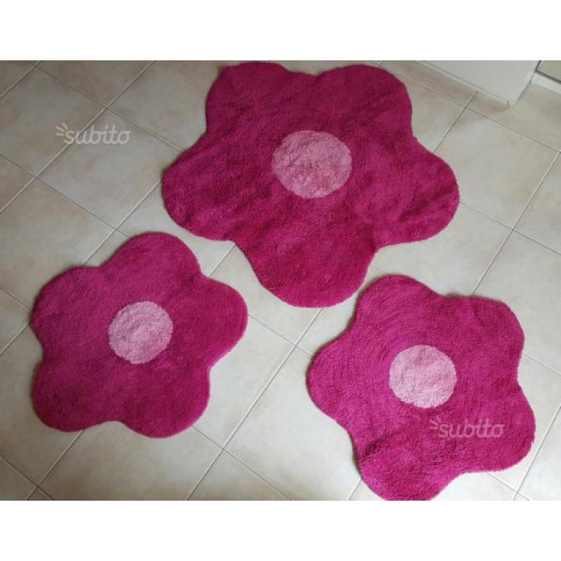 3 tappeti a forma di fiore