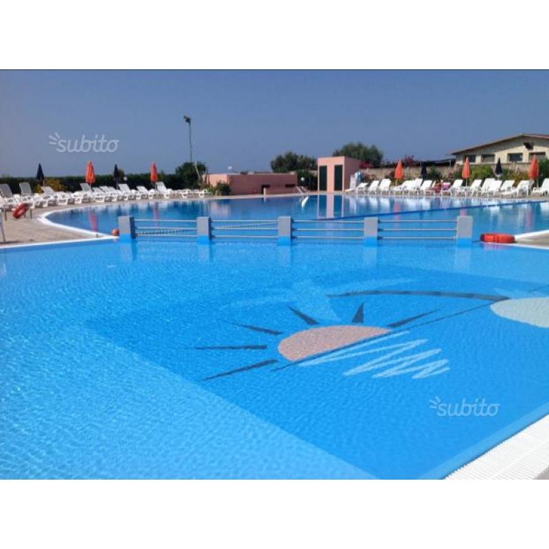 Mare e piscina in residence per vacanza