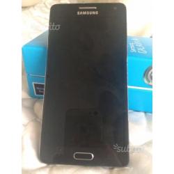 Samsung galaxy A5 nuovo senza nemmeno un graffio