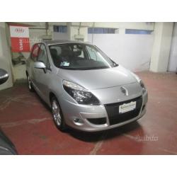 RENAULT Scenic xmod 15 dci Luxe 110cv