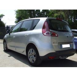 RENAULT Scénic XMod 1.5 dCi Attractive Euro5- 2011